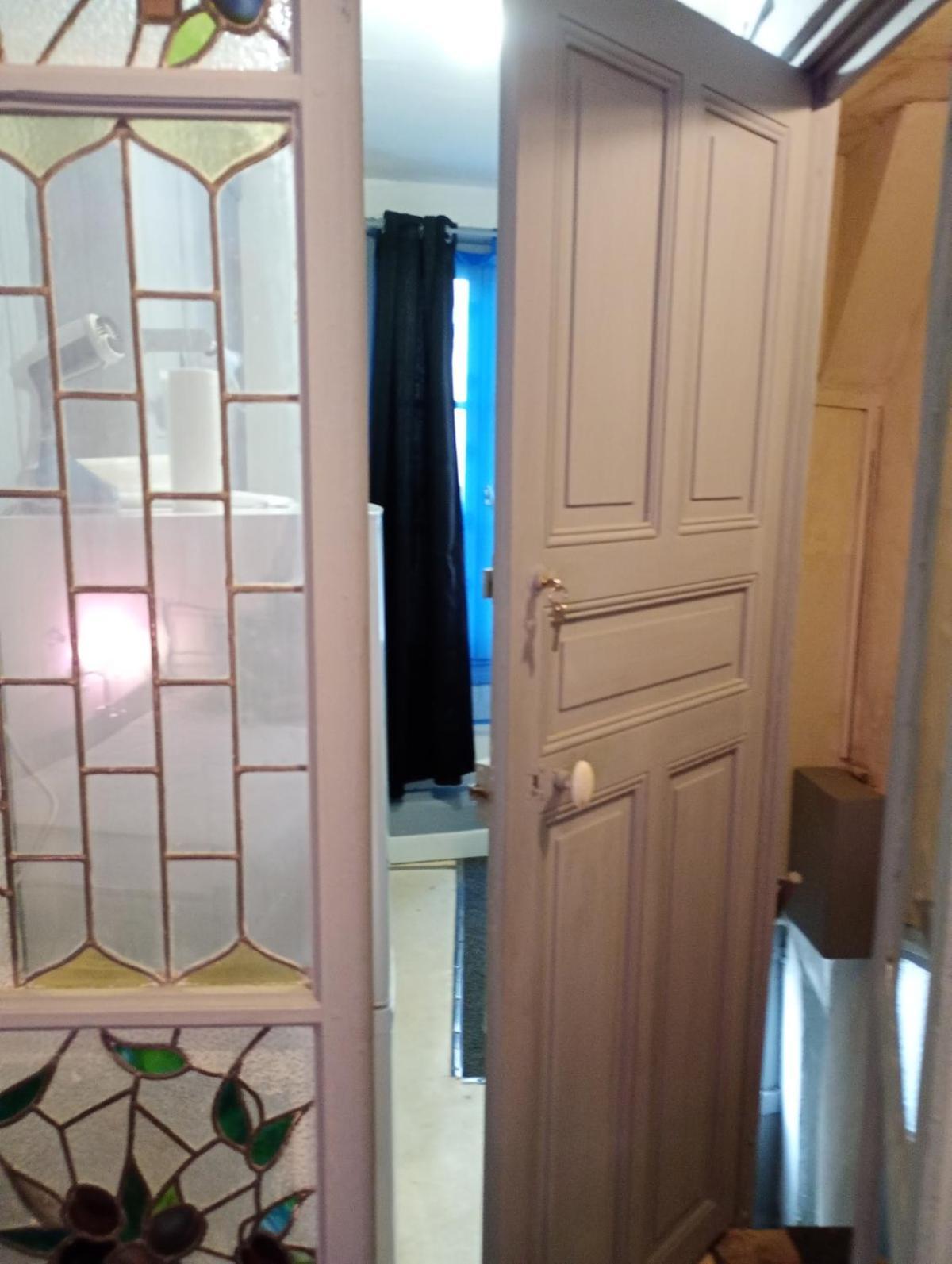 דירות Duplex Center Thiers - Clermont-Ferrand - Lyon - Free Parking - Self-Check-In מראה חיצוני תמונה
